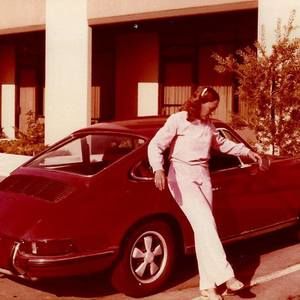 Meet your Posher, Beverly